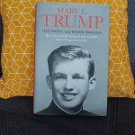 boekreview te veel en nooit genoeg